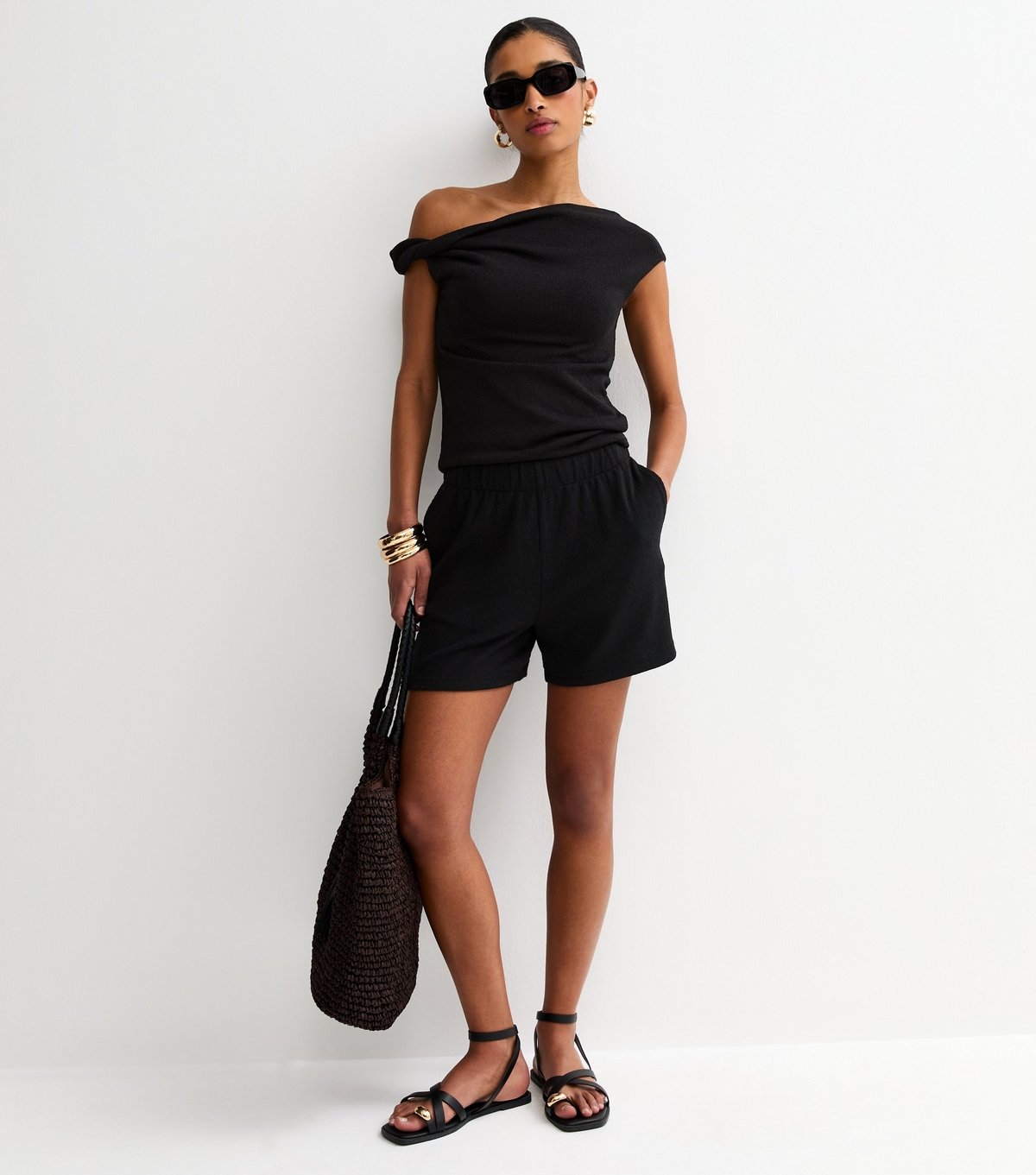 New Look Women's Black Textured Shorts New Look - 2