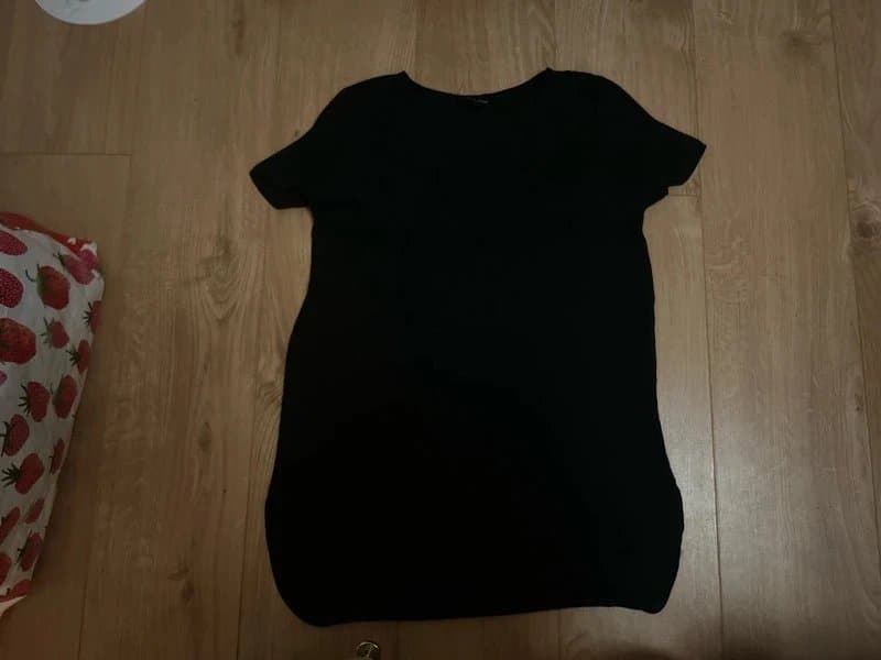 New Look Long Black tshirt