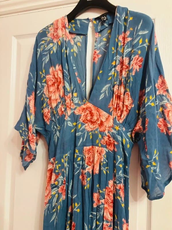 New Look New look plunge maxi wedding party holiday statement 10-12 same day post