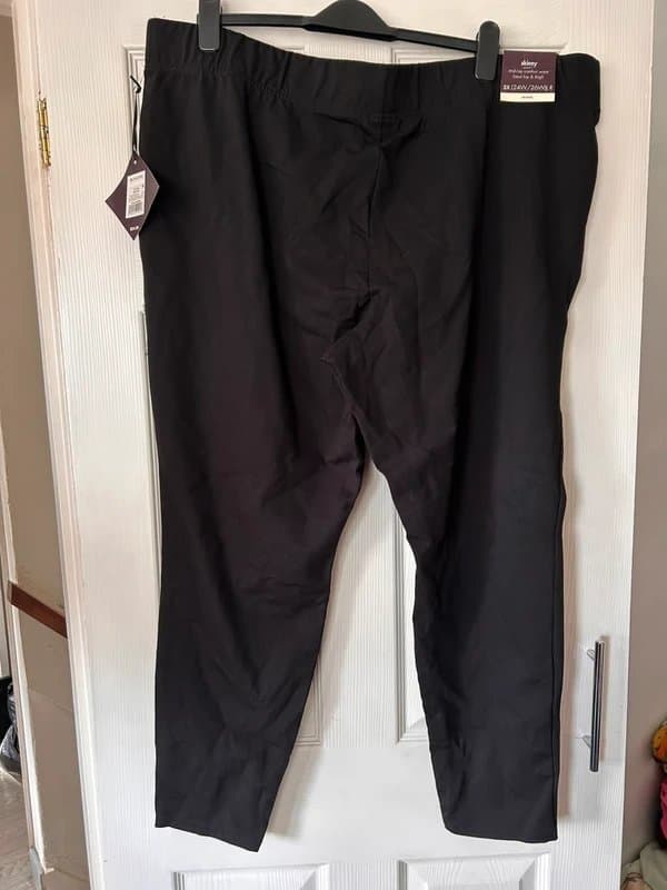 Ava & Viv Mid-Rise Stretchy Legging/Trousers