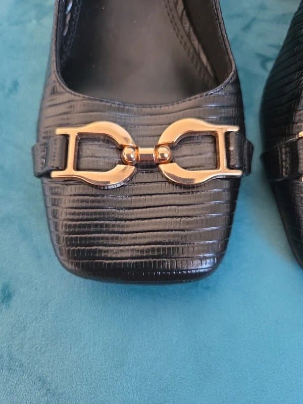 ASOS Design Chunky Black Faux Leather Heels with Chunky Gold Chain Detail size 6