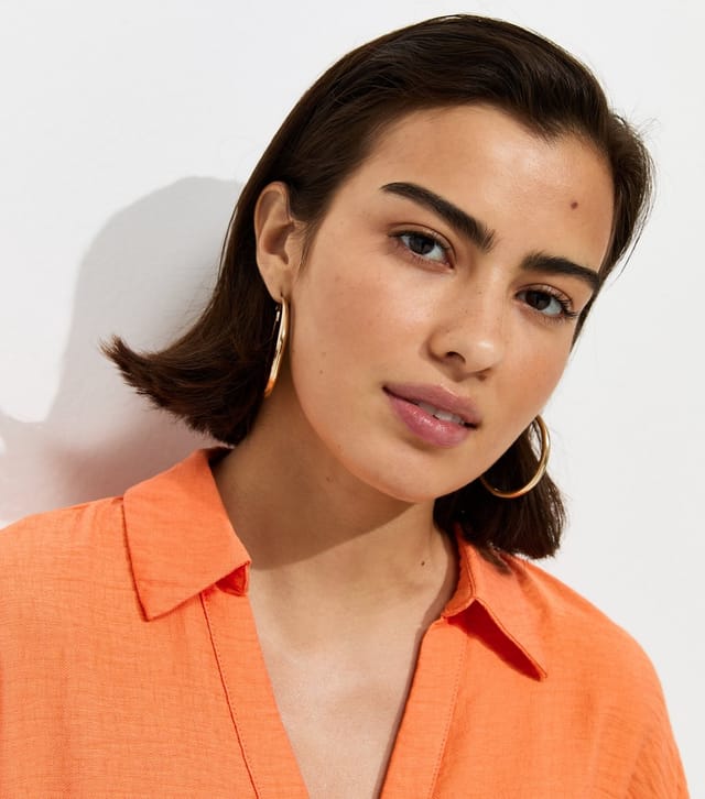 New Look Women's Bright Orange Collared V Neck Short Shirt New Look - 3