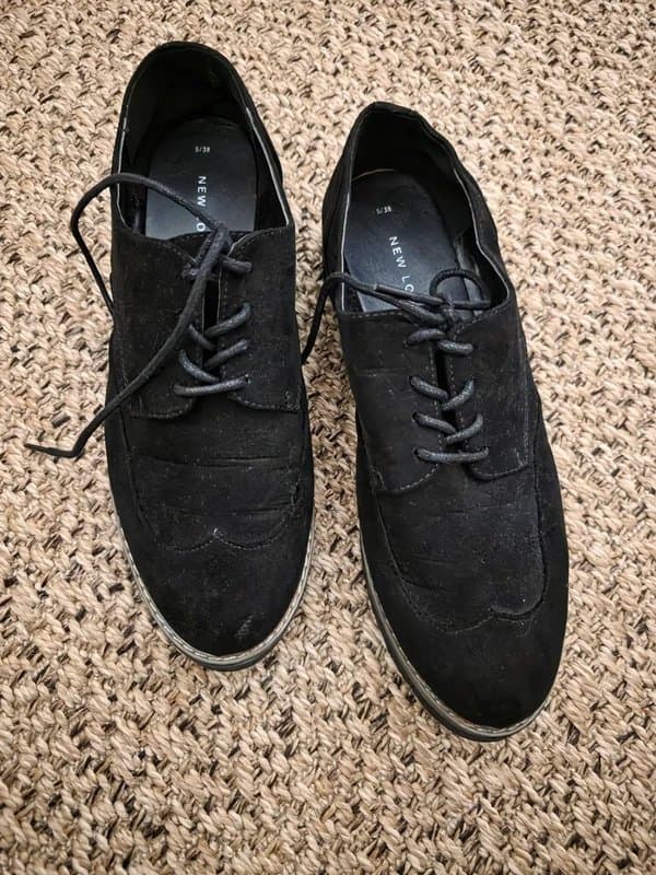 New Look New look suedette shoes, size 5.