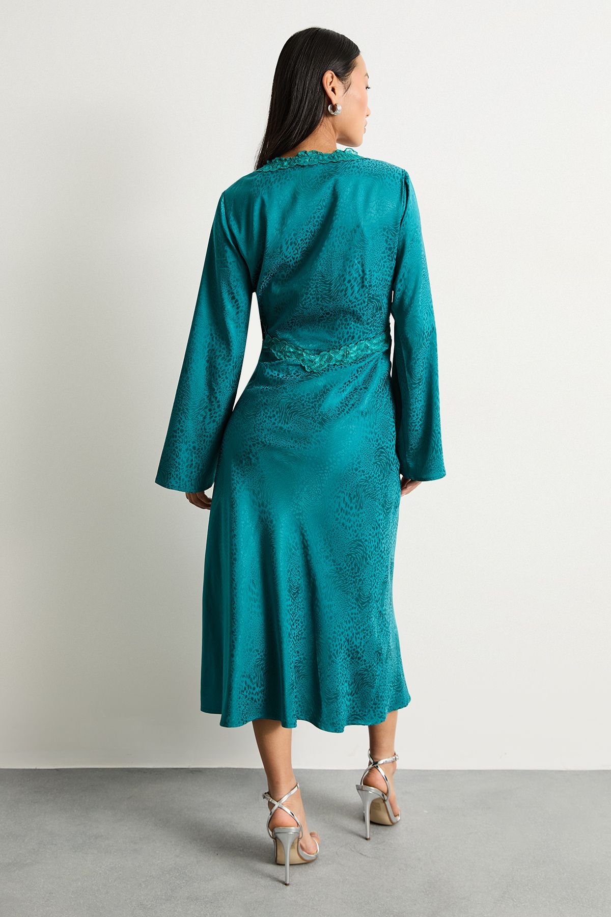 Warehouse Warehouse Women's Petite Satin Jacquard Lace Insert Godet Midi Dress in Teal - 3