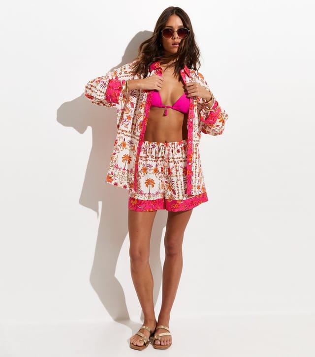 New Look Women's White Floral Print Woven Beach Shorts New Look - 3