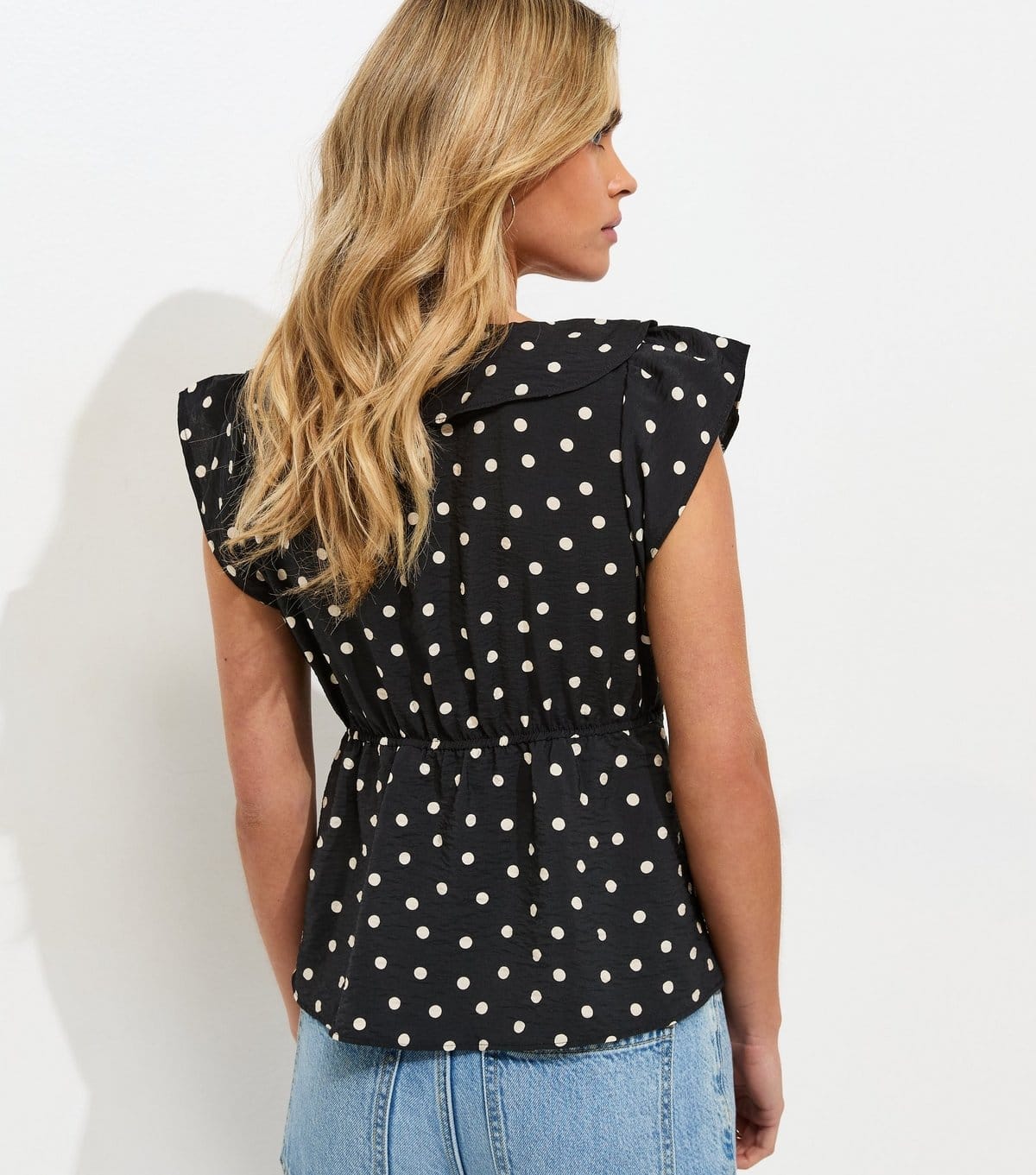 New Look Women's Petite Black Polka Dot Frill Trim Tea Top New Look - 4