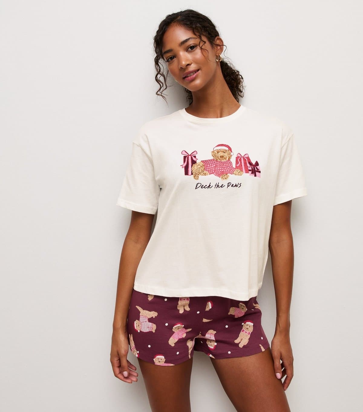 New Look Women's Red Cotton Christmas Deck The Paws Pyjama Set New Look
