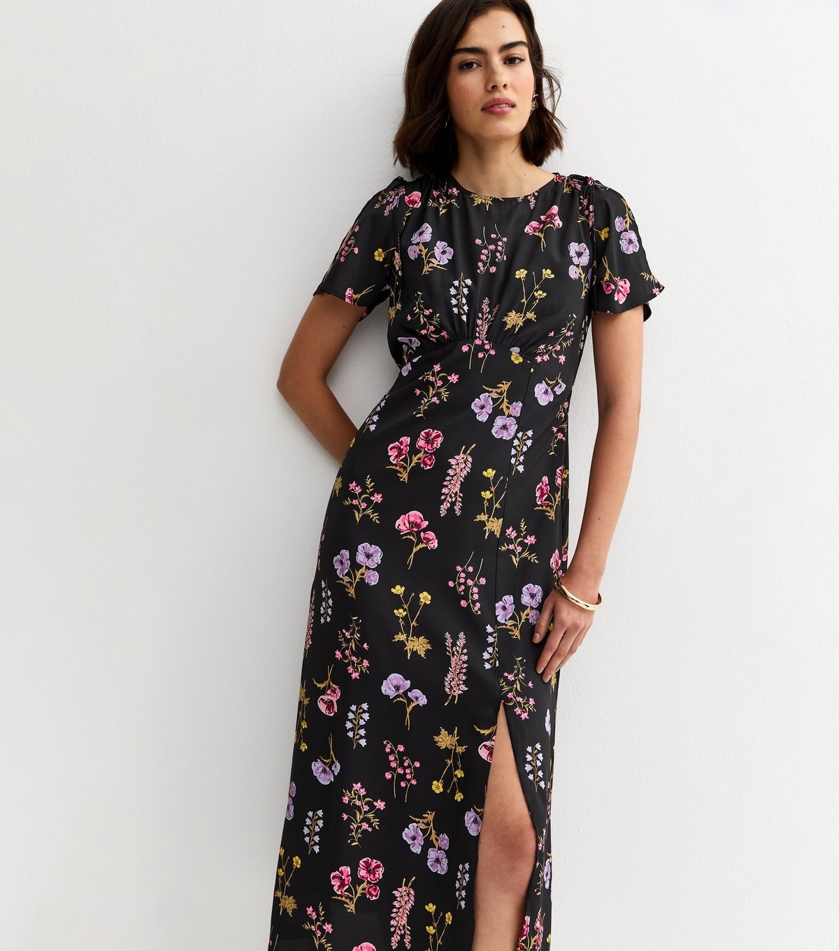 New Look Women's Black Floral Flutter Sleeve Midi Dress New Look - 3