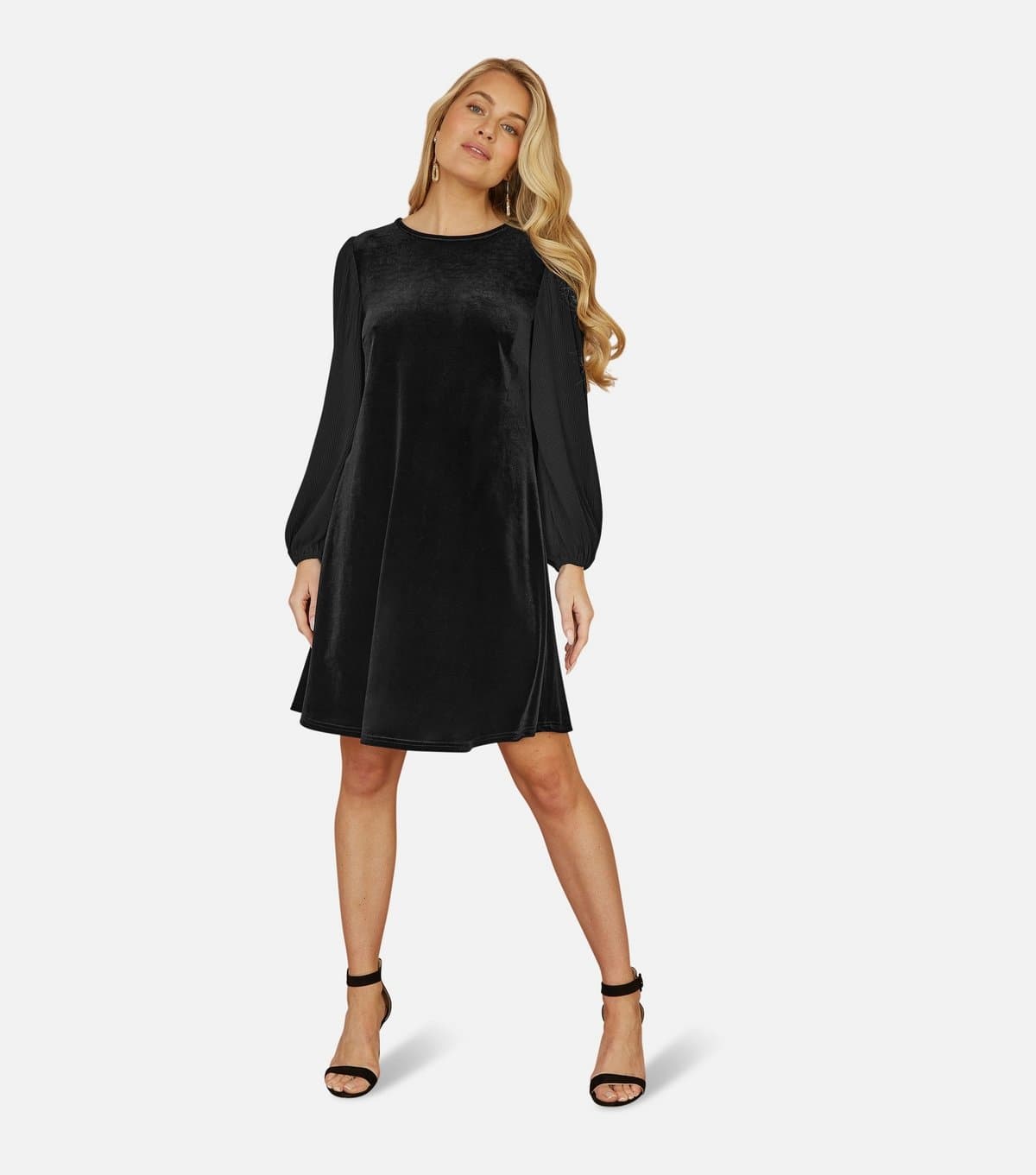 Yumi Women's Black Velvet Long Sleeved Tunic Dress Yumi New Look