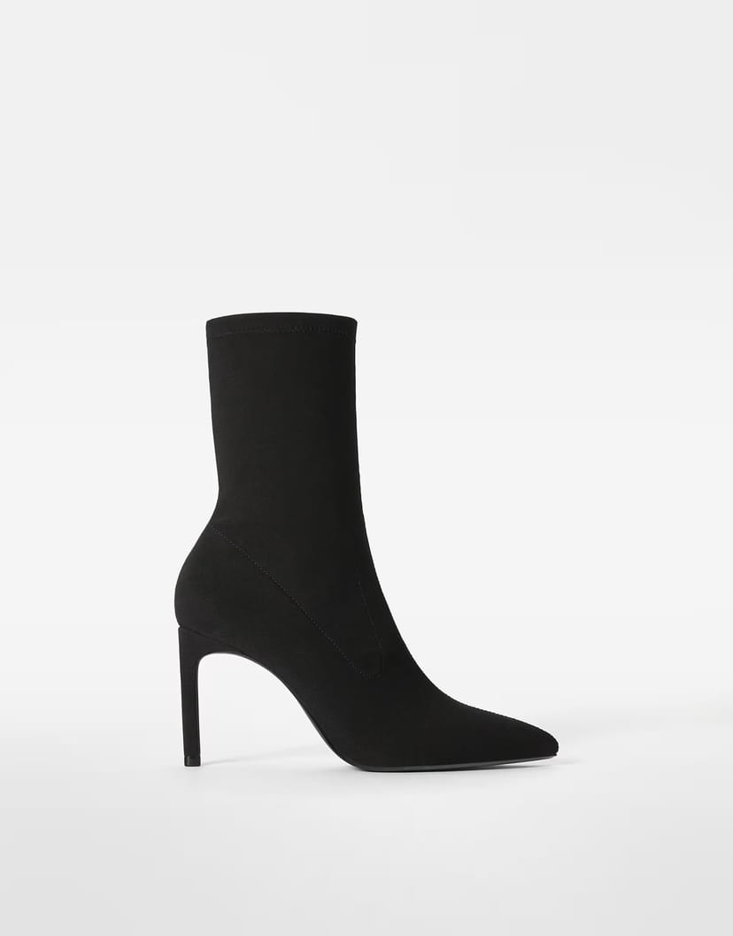 ASOS Bershka Fitted high-heel ankle boots in black - 1