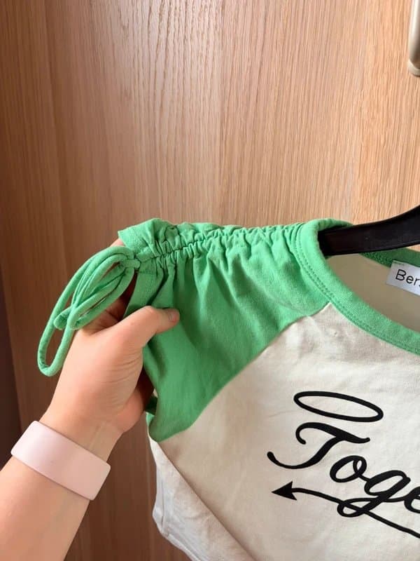 Bershka Cropped t shirt
