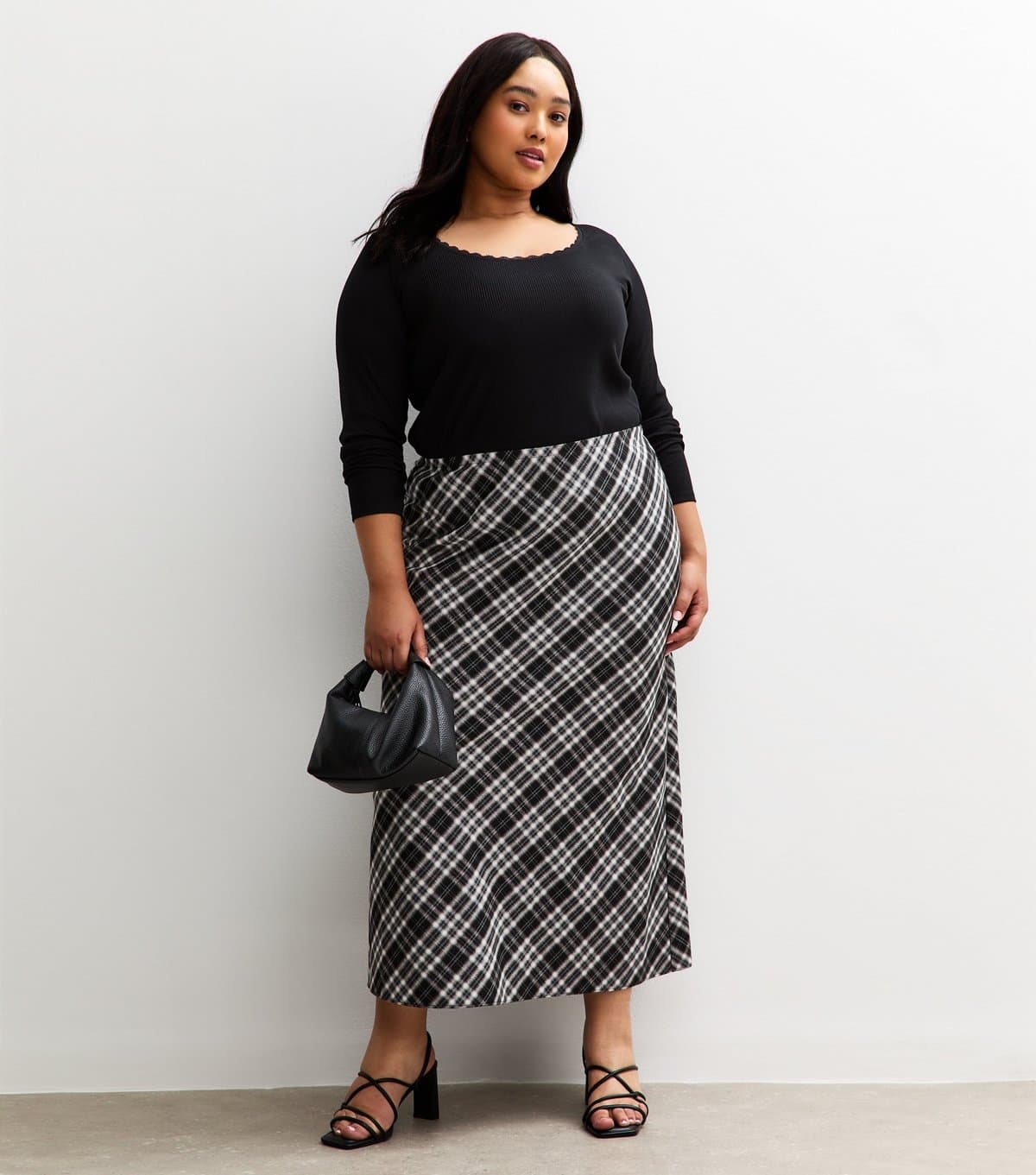 New Look Women's Plus Size Black Checked Midi Skirt Curves New Look