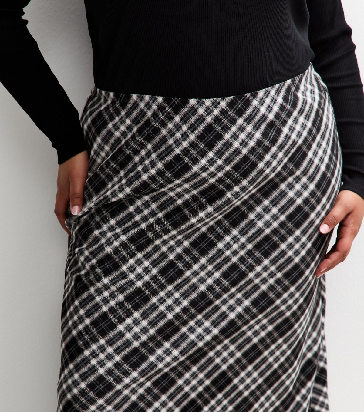 New Look Women's Plus Size Black Checked Midi Skirt Curves New Look - 2