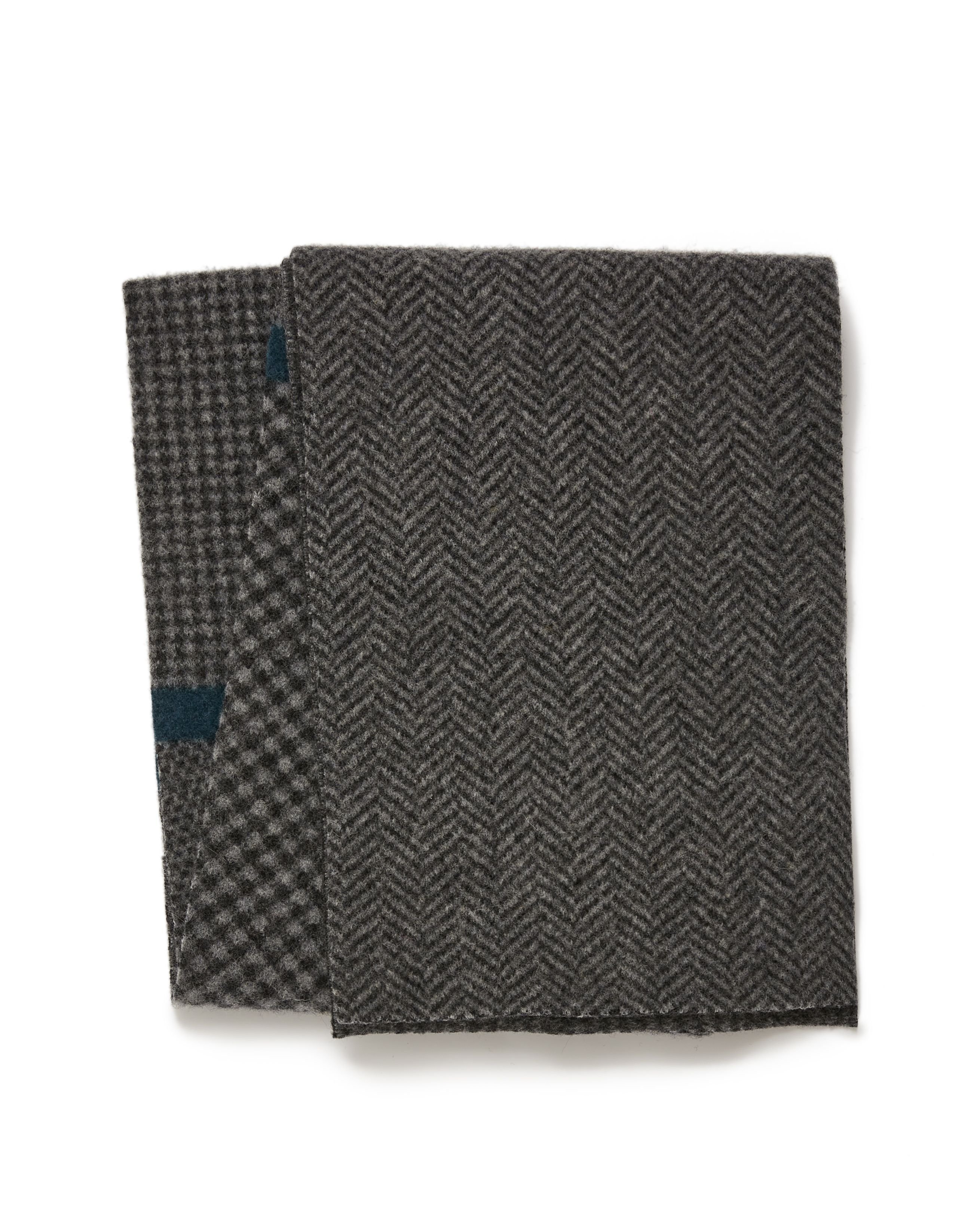 Celtic & Co Celtic & Co Men's Chevron Scarf in Aubergine - 2