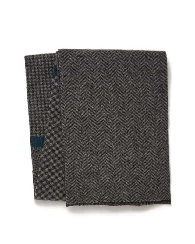 Celtic & Co Celtic & Co Men's Chevron Scarf in Aubergine - 2