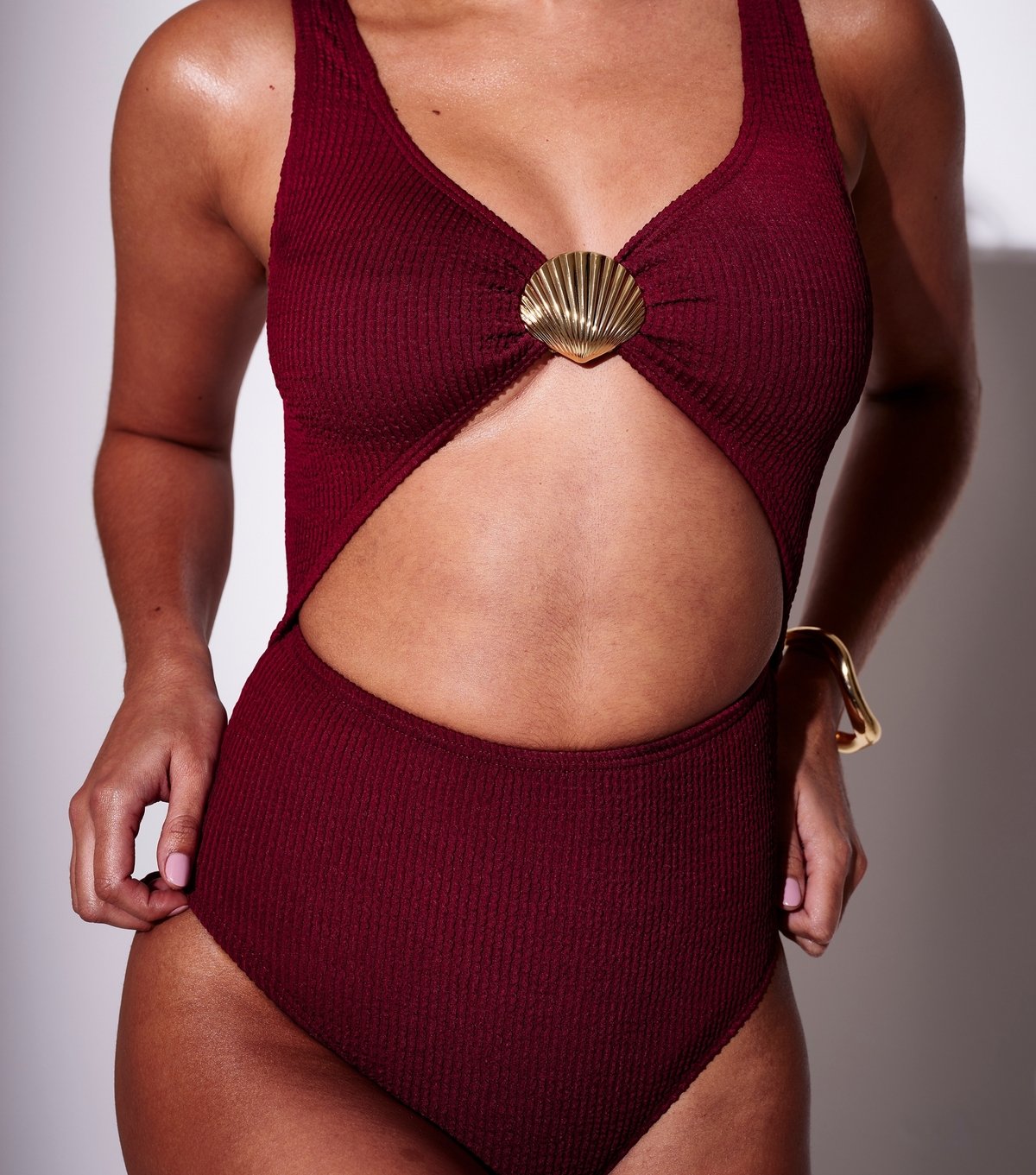 South Beach Women's Burgundy Crinkle Shell Cut Out Tummy Control Swimsuit South Beach New Look - 2