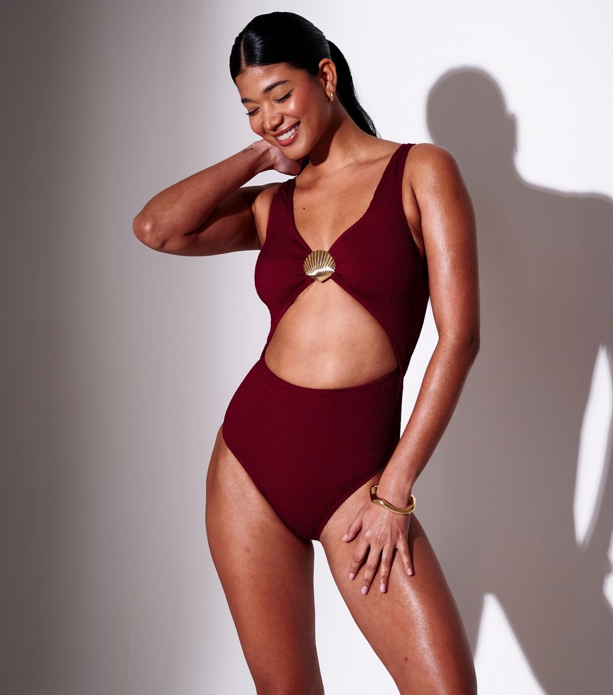 South Beach Women's Burgundy Crinkle Shell Cut Out Tummy Control Swimsuit South Beach New Look - 4
