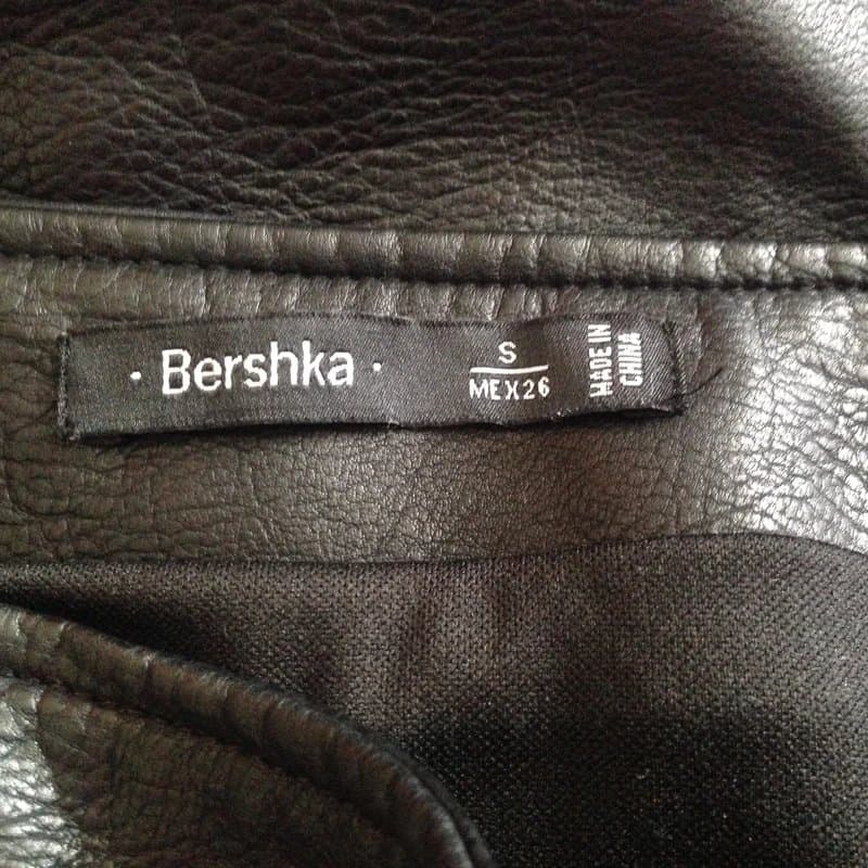 Bershka Bershka short black faux leather embroidered skirt, size S