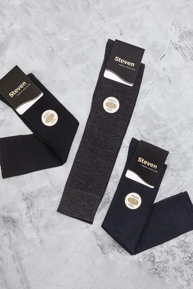 Steven Steven Men's 3 Pairs Knee High Soft Breathable Merino Wool Socks in Black - 3
