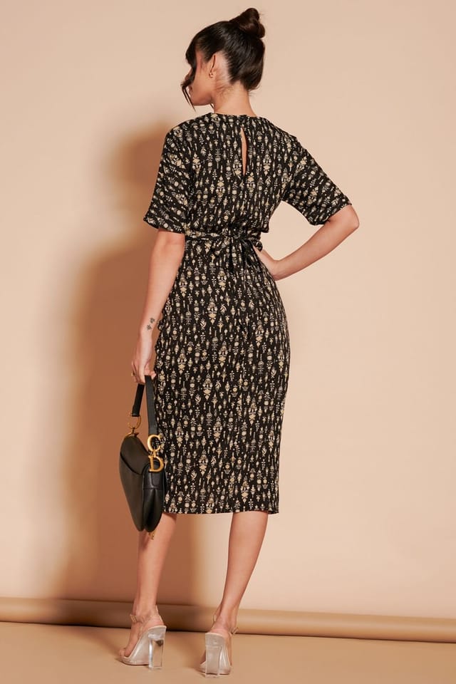 Jolie Moi Jolie Moi Women's Print Twist Front Tulip Midi Dress in Black - 2