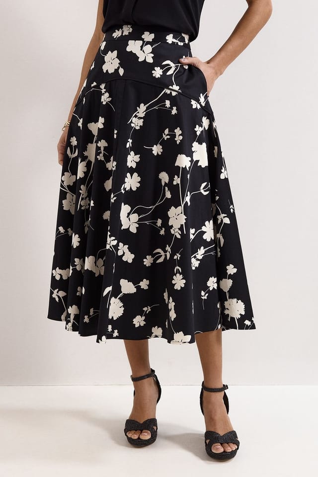 Phase Eight Phase Eight Women's Mavis Floral Skirt in Black - 3