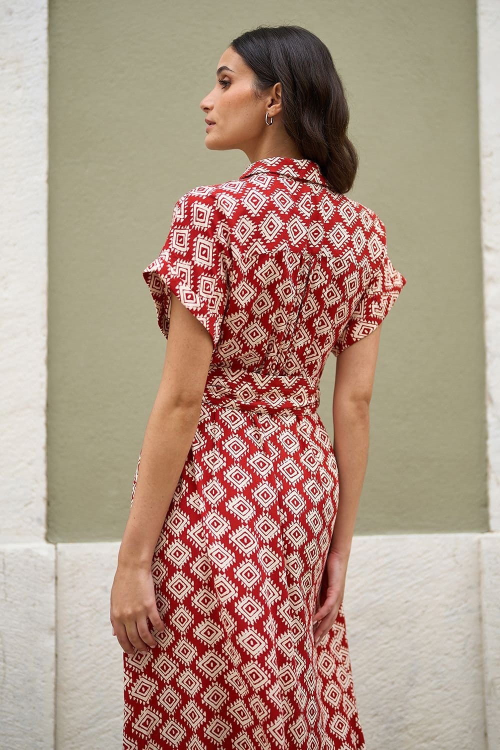 Yumi Yumi Women's Red Viscose Midi Shirt Dress With Matching Belt - 4