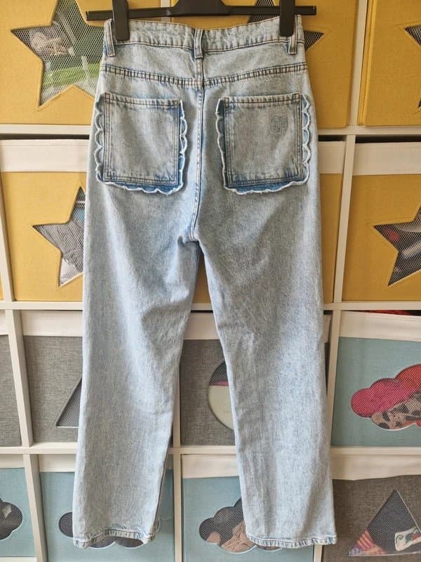 Never Fully Dressed Never fully dressed women's Blue Scallop Pocket Jeans size 8