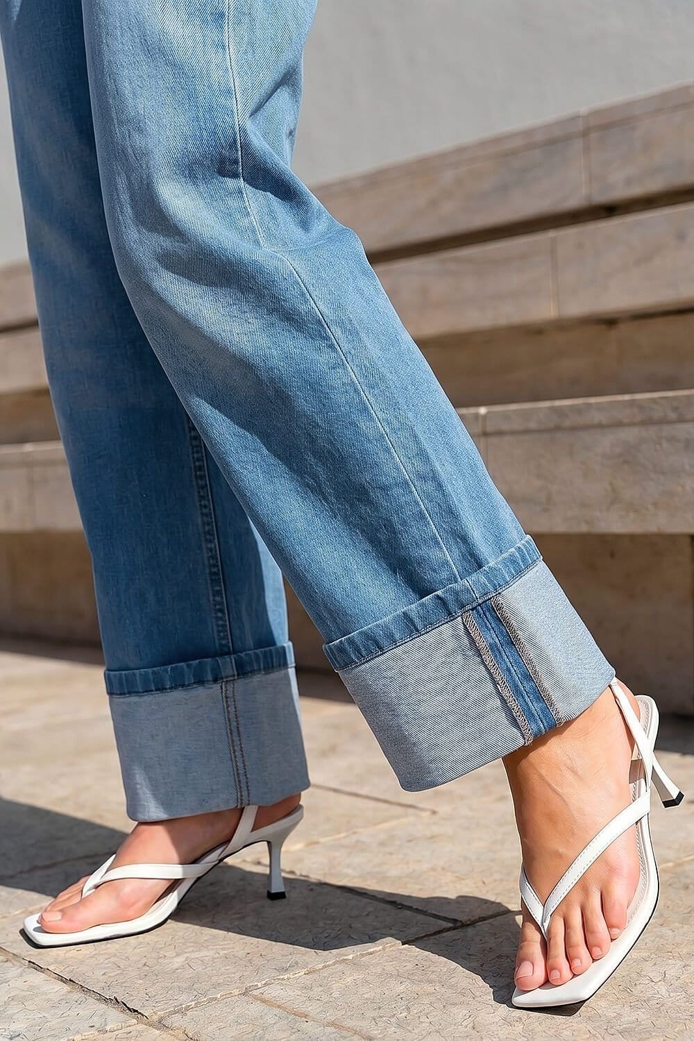 Dusk Dusk Women's Turn Up Wide Leg Jeans in Mid Blue - 4