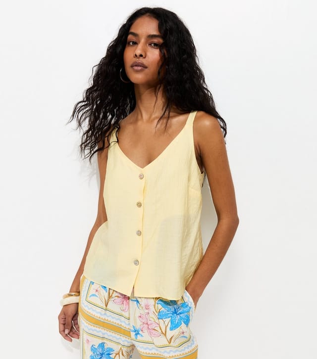 New Look Women's Light Yellow Button Front V-Neck Cami Top New Look - 2