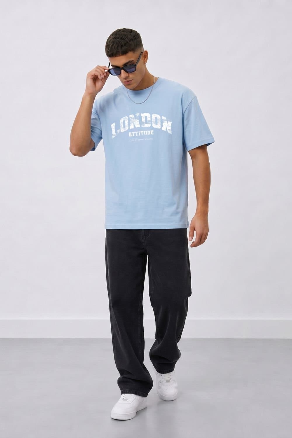 LONDON ATTITUDE LONDON ATTITUDE Men's Original Creators Premium Cotton T-Shirt with Vintage White Logo in Light Blue