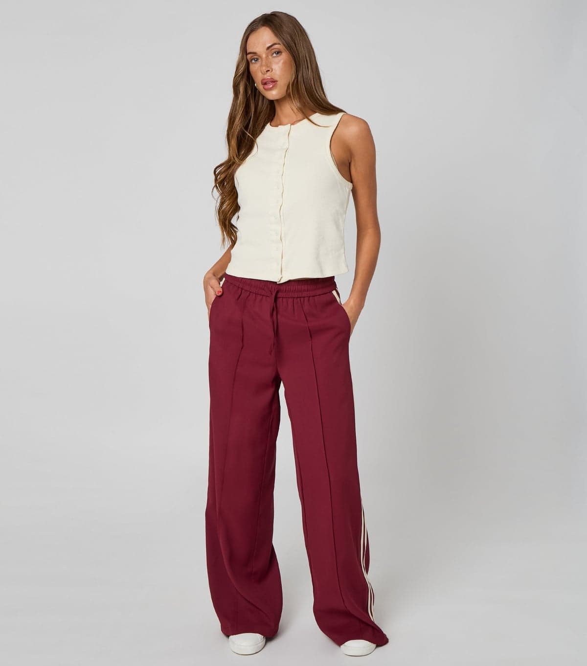 Urban Bliss Women's Burgundy Taped Side Wide Leg Trousers Urban Bliss New Look