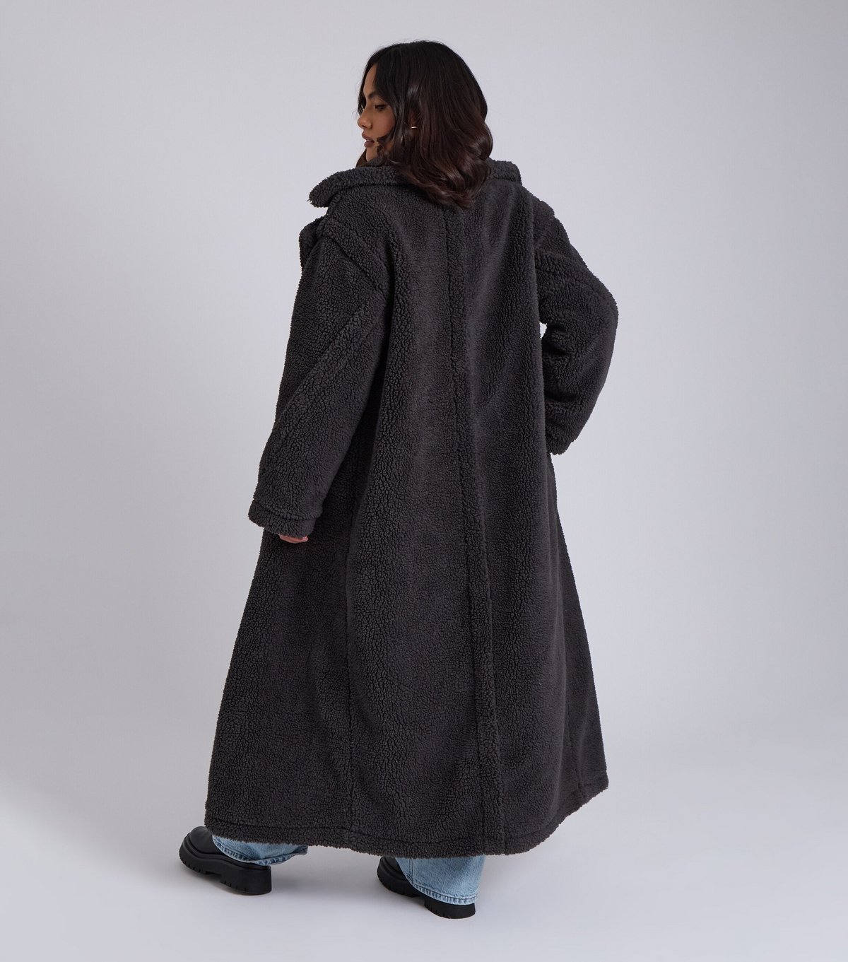 Urban Bliss Women's Grey Borg Longline Coat Urban Bliss New Look - 4