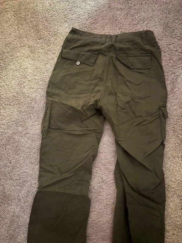 Bershka Bershka Khaki cargo pants