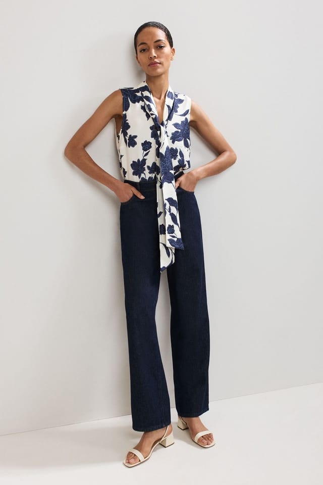 Phase Eight Phase Eight Women's Junie Floral Sleeveless Pussybow Blouse in Navy - 3