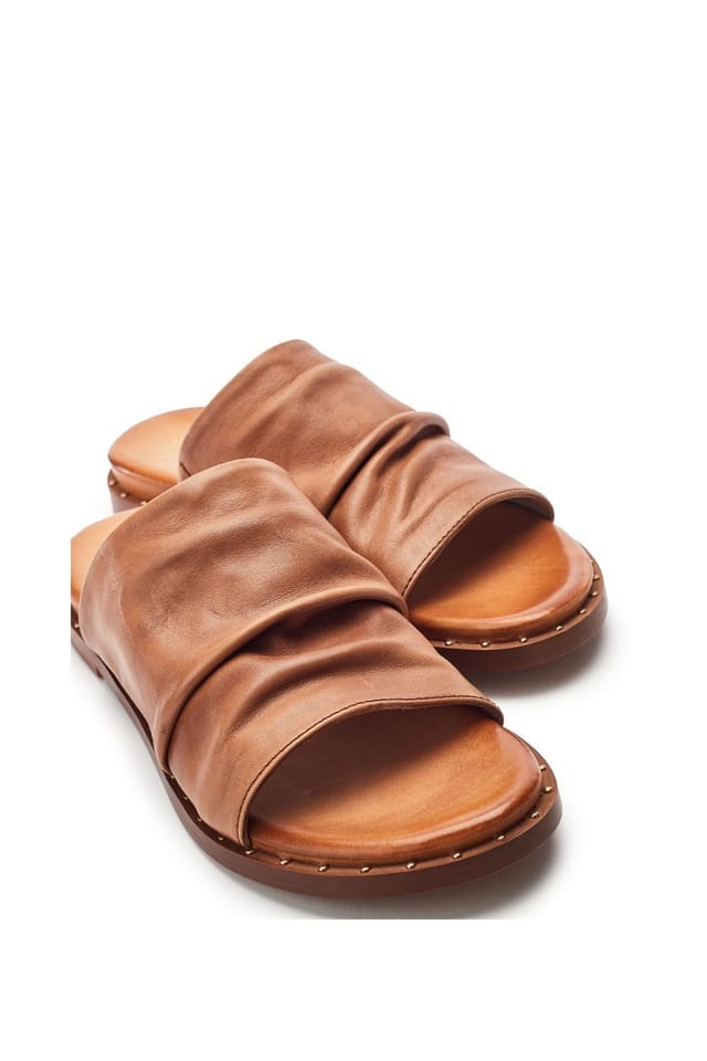 Moda In Pelle Moda In Pelle Women's 'Jerri' Leather Sandals in Tan - 3