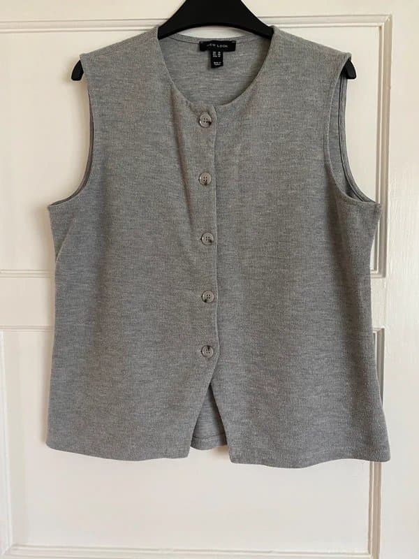 New Look New look waist coat top