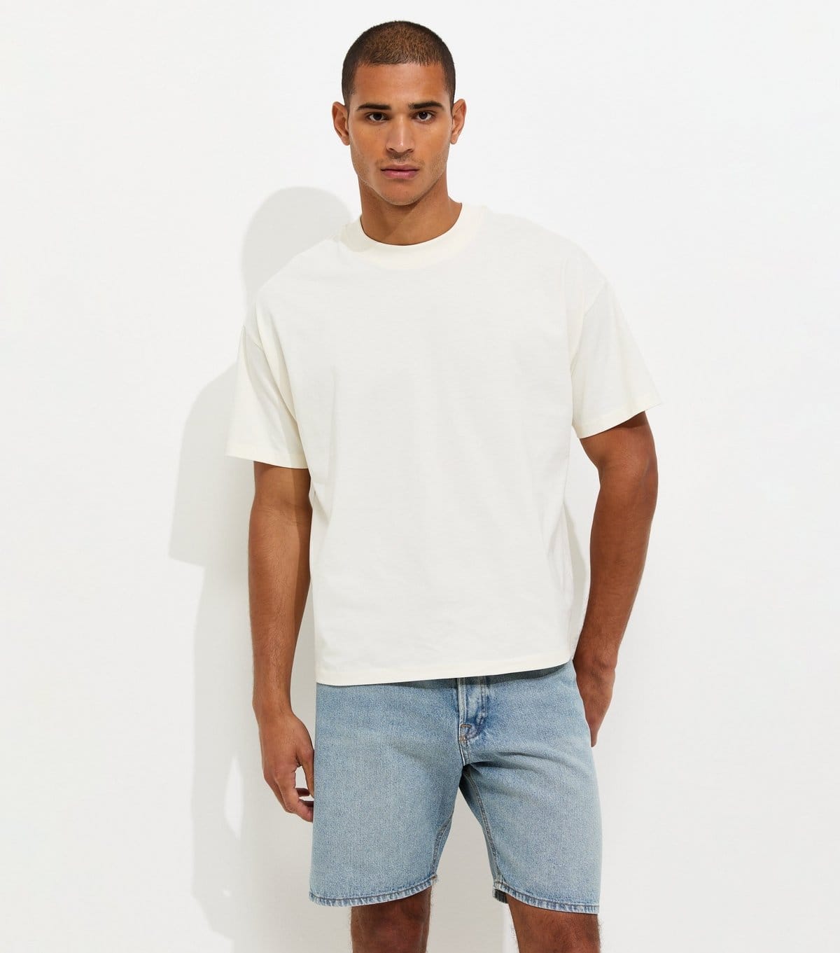 Jack & Jones Light Blue Wash Cotton Regular Fit Denim Shorts