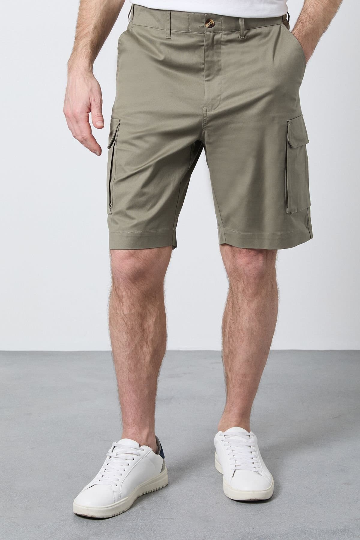 Maine Maine Men's Khaki Cotton Cargo Shorts