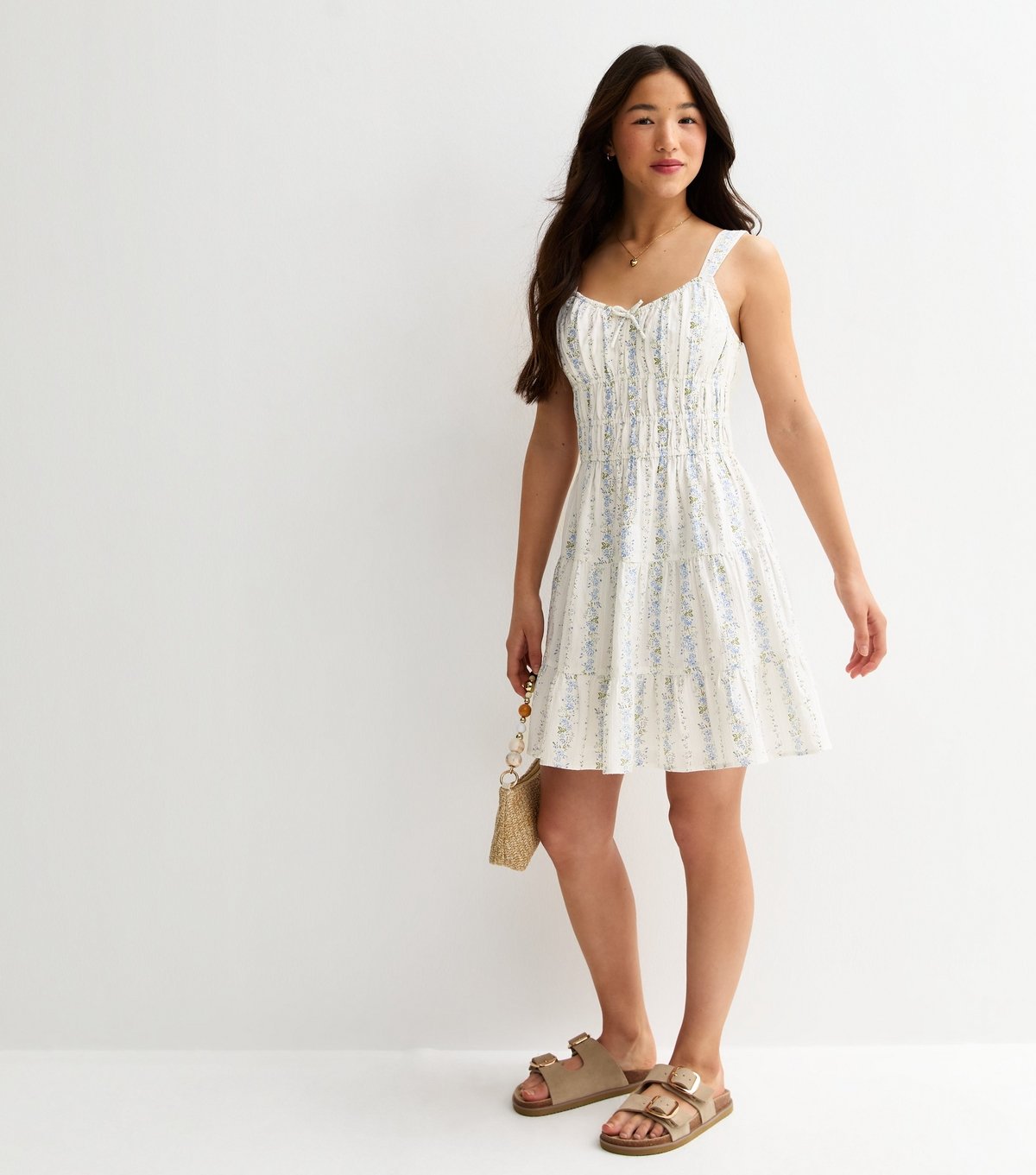 New Look Girls' White and Blue Floral Ruched Mini Dress New Look - 3