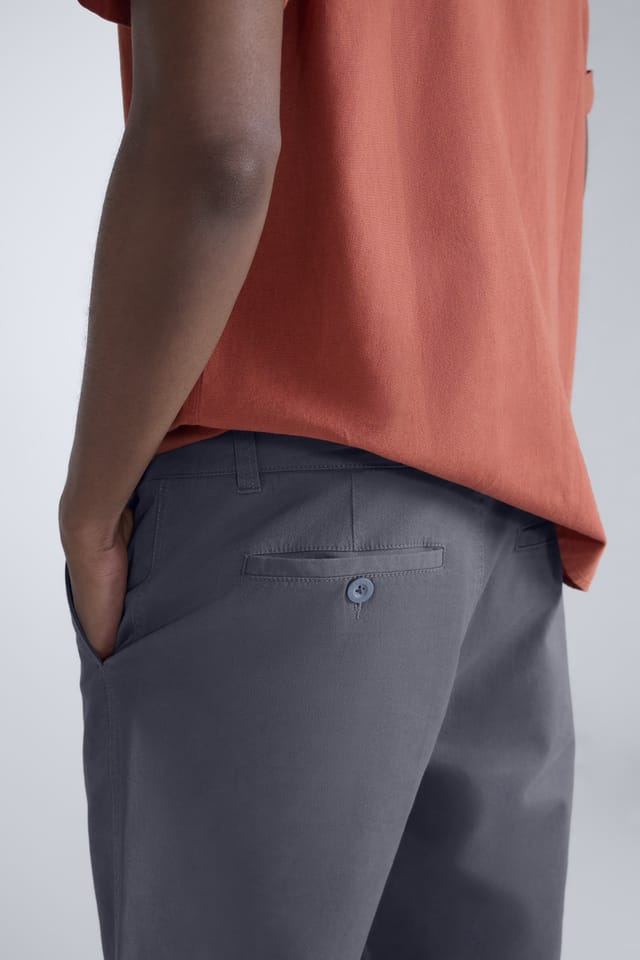 Animal Animal Men's 'Westbay' Lightweight Breathable Stretchy Soft Cotton Chino Shorts in Charcoal - 3