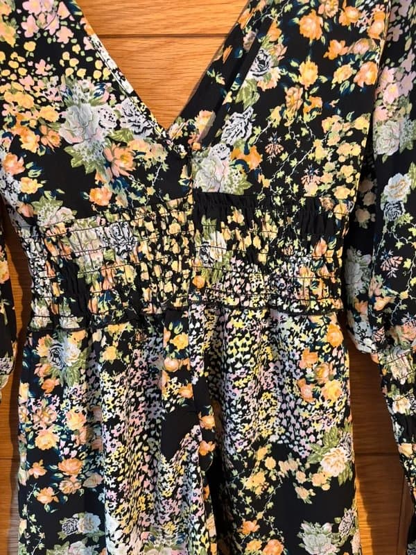 ASOS ASOS Woman’s Floral Smocked Plunge Neckline Jumpsuit/Playsuit Size 10