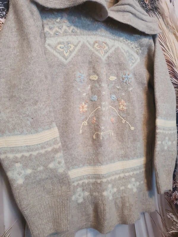 famar Famar Made in Italy Wool Blend Jumper – Beige Floral Embroidered Knit Sweater, UK S/M