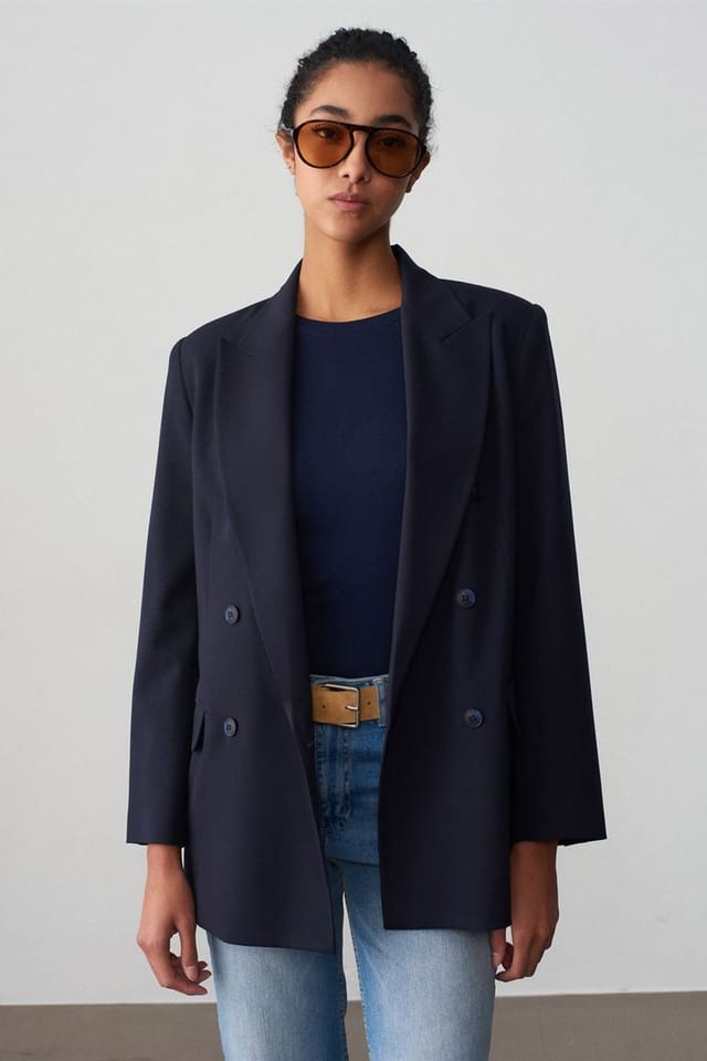 Dilvin Dilvin Women's Oversized Long Crepe Blazer Jacket in Navy - 3