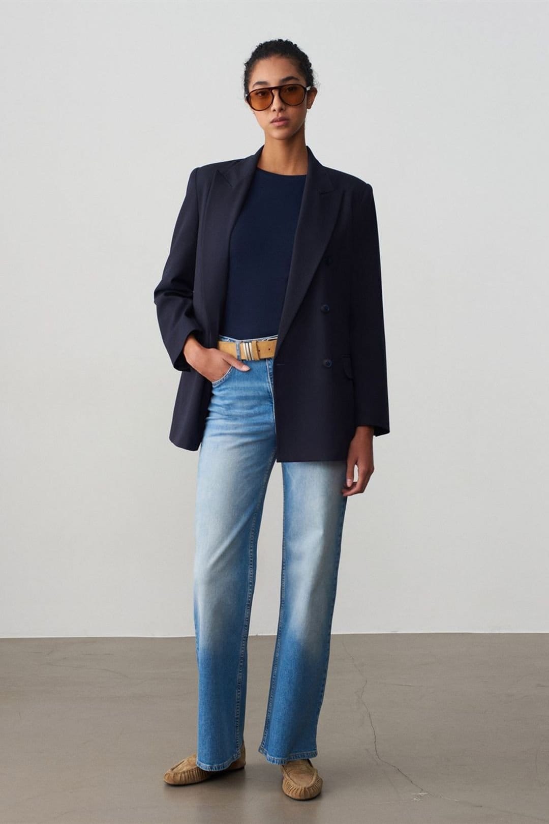 Dilvin Dilvin Women's Oversized Long Crepe Blazer Jacket in Navy - 4
