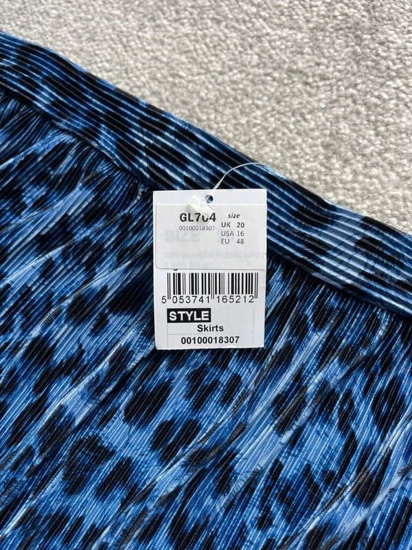 Quiz Quiz midi skirt-size UK 20