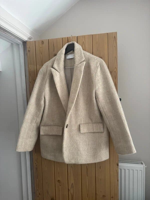 ASOS ASOS - UK 10 thick beige blazer