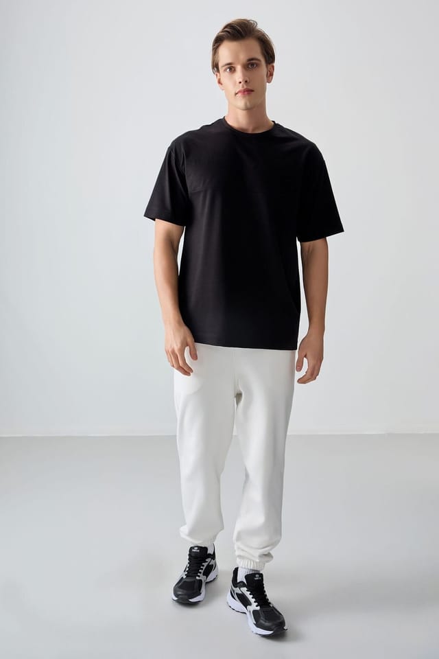 Tommy Life Tommy Life Men's Oversized Crew Neck T-Shirt in Black - 3