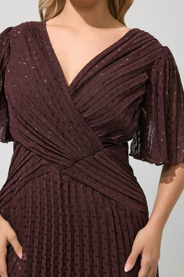 Yours Yours Women's Pleated Wrap Maxi Dress in Chocolate - 3
