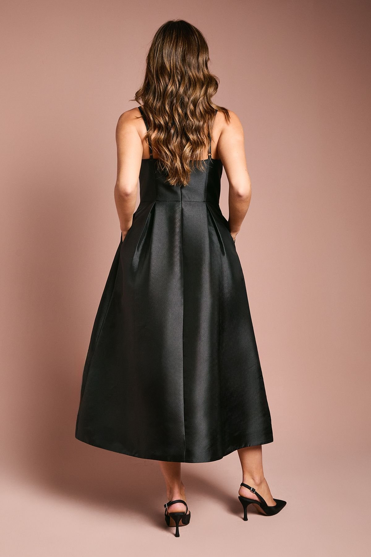 Coast Coast Women's Notch Neck Detail Twill Midi Dress in Black - 4