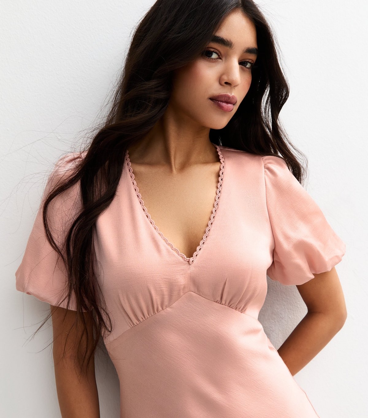 New Look Women's Light Pink Satin Puff Sleeve Ruffled Midi Dress New Look - 4